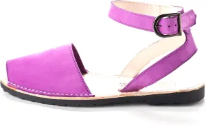 521 - Avarca Classic Style Strap - Berry - 41 (US 11)