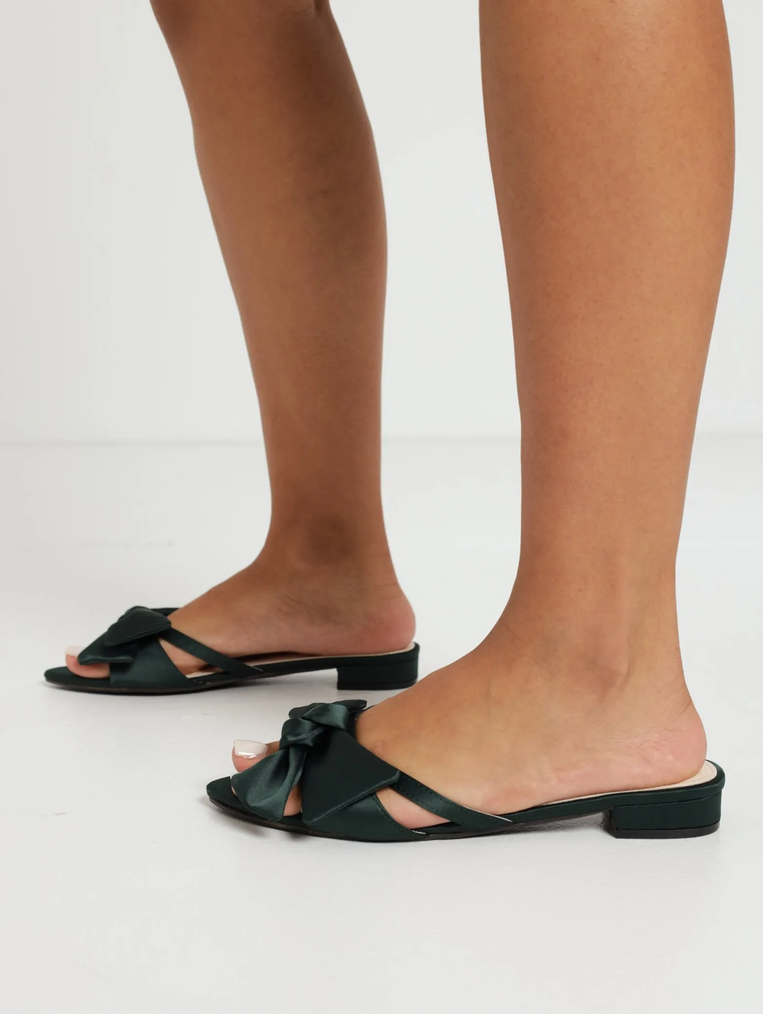 Big Bow Pointed Toe Flat Sandal - Green