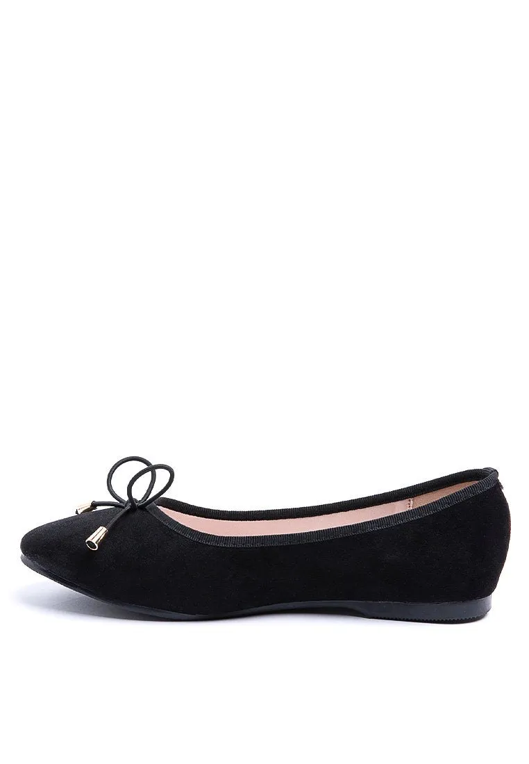 Black Flat Shoes