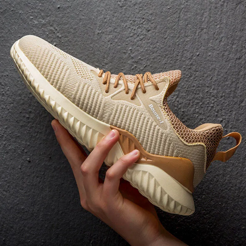 Breathable mesh sneaker