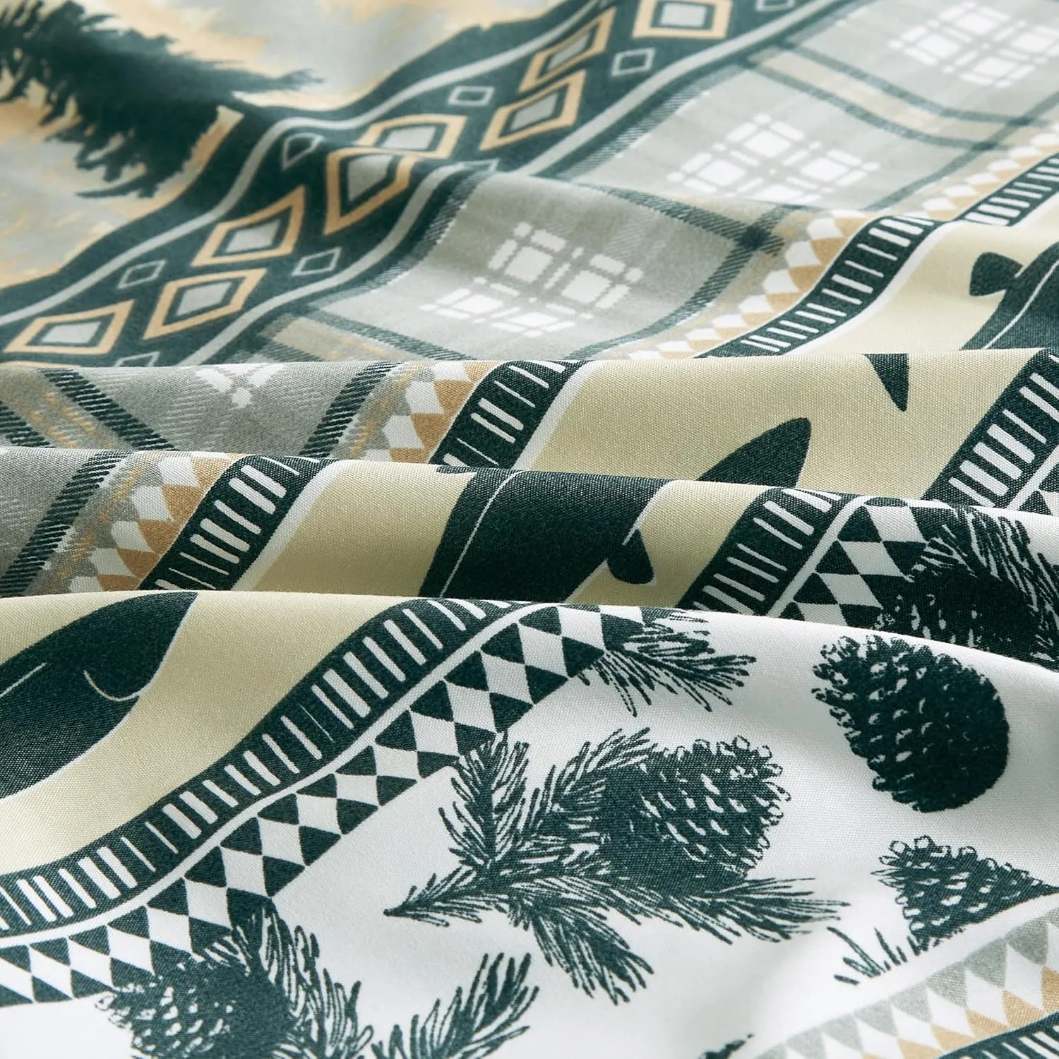Chezmoi Collection Ridge 7-Piece Northwest Cabin Lodge Bed in a Bag Full Comforter Set - Multicolor Pine Tree Fish Deer Printed Microfiber Bedding Set