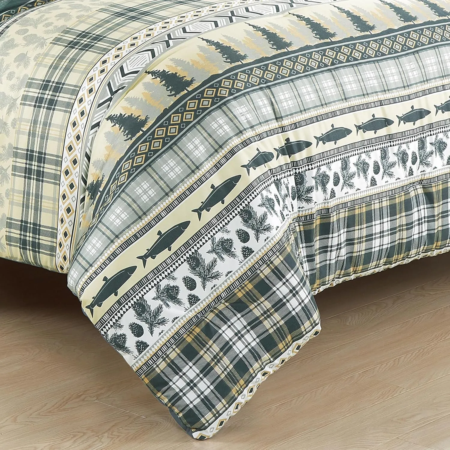 Chezmoi Collection Ridge 7-Piece Northwest Cabin Lodge Bed in a Bag Full Comforter Set - Multicolor Pine Tree Fish Deer Printed Microfiber Bedding Set