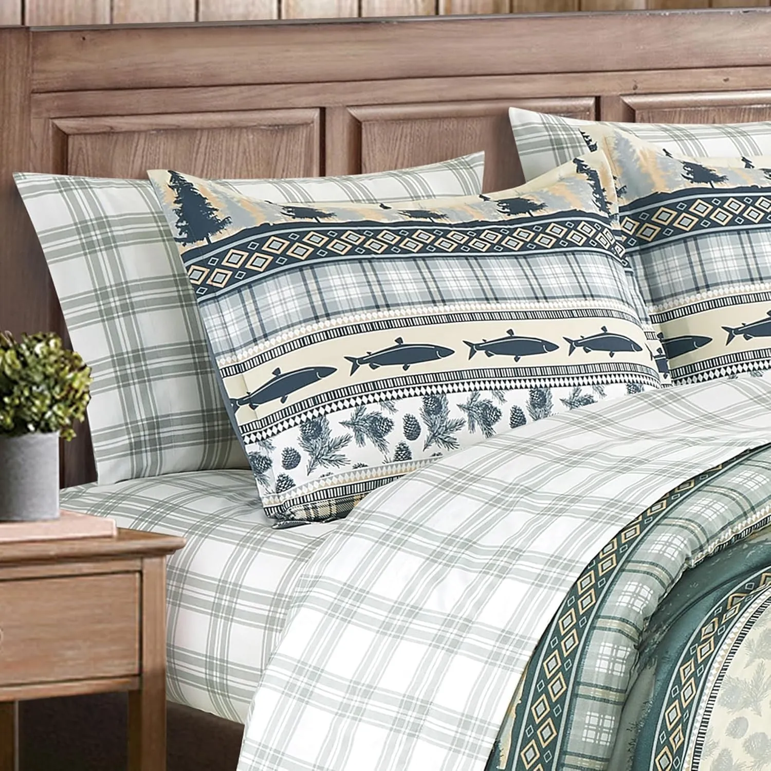 Chezmoi Collection Ridge 7-Piece Northwest Cabin Lodge Bed in a Bag Full Comforter Set - Multicolor Pine Tree Fish Deer Printed Microfiber Bedding Set