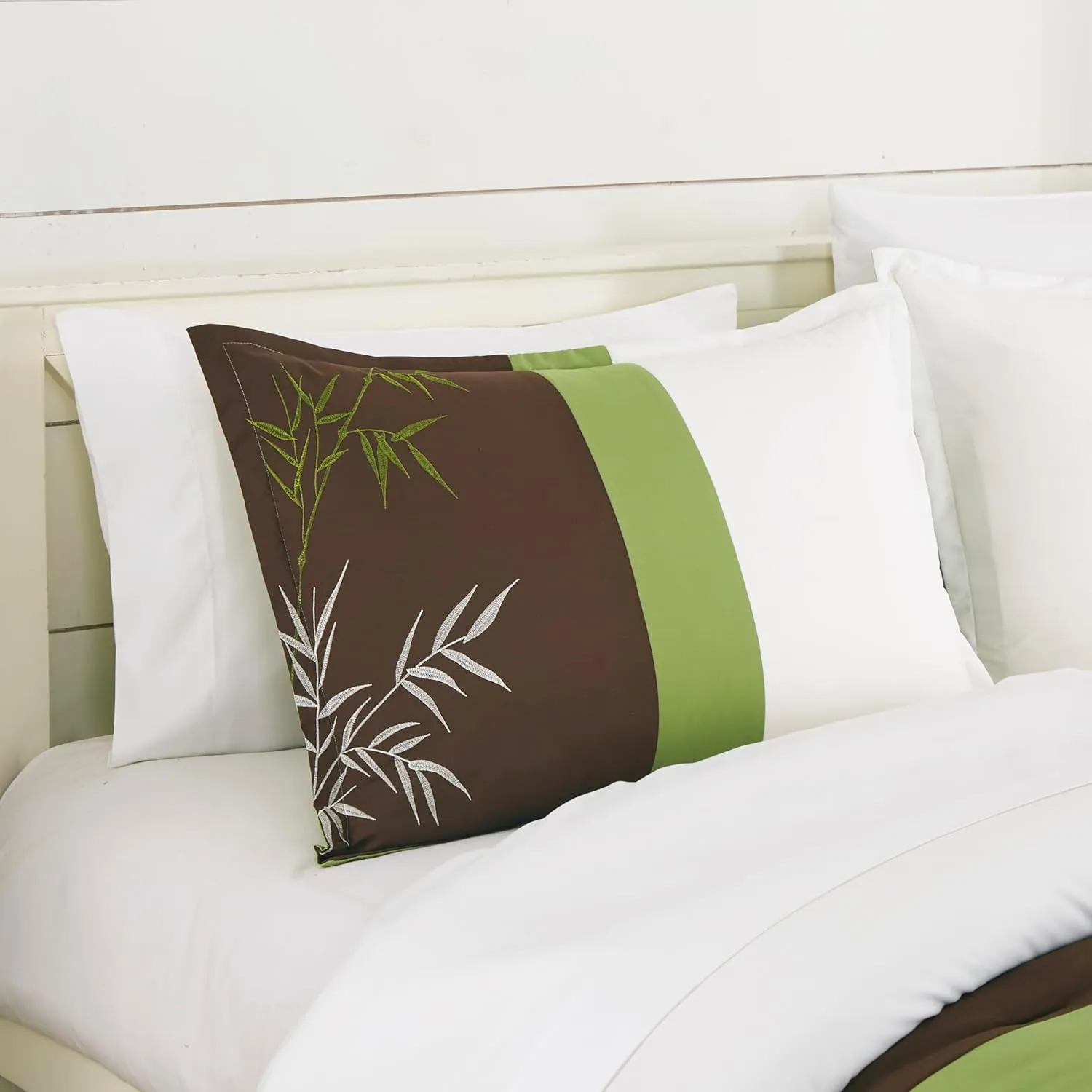 Chezmoi Collection Simon 7-Piece Bamboo Embroidered Bed in a Bag Comforter Set California King Size - Sage Green Brown Ivory Bamboo Grass Microfiber Comforter Bedding with Sheet Set