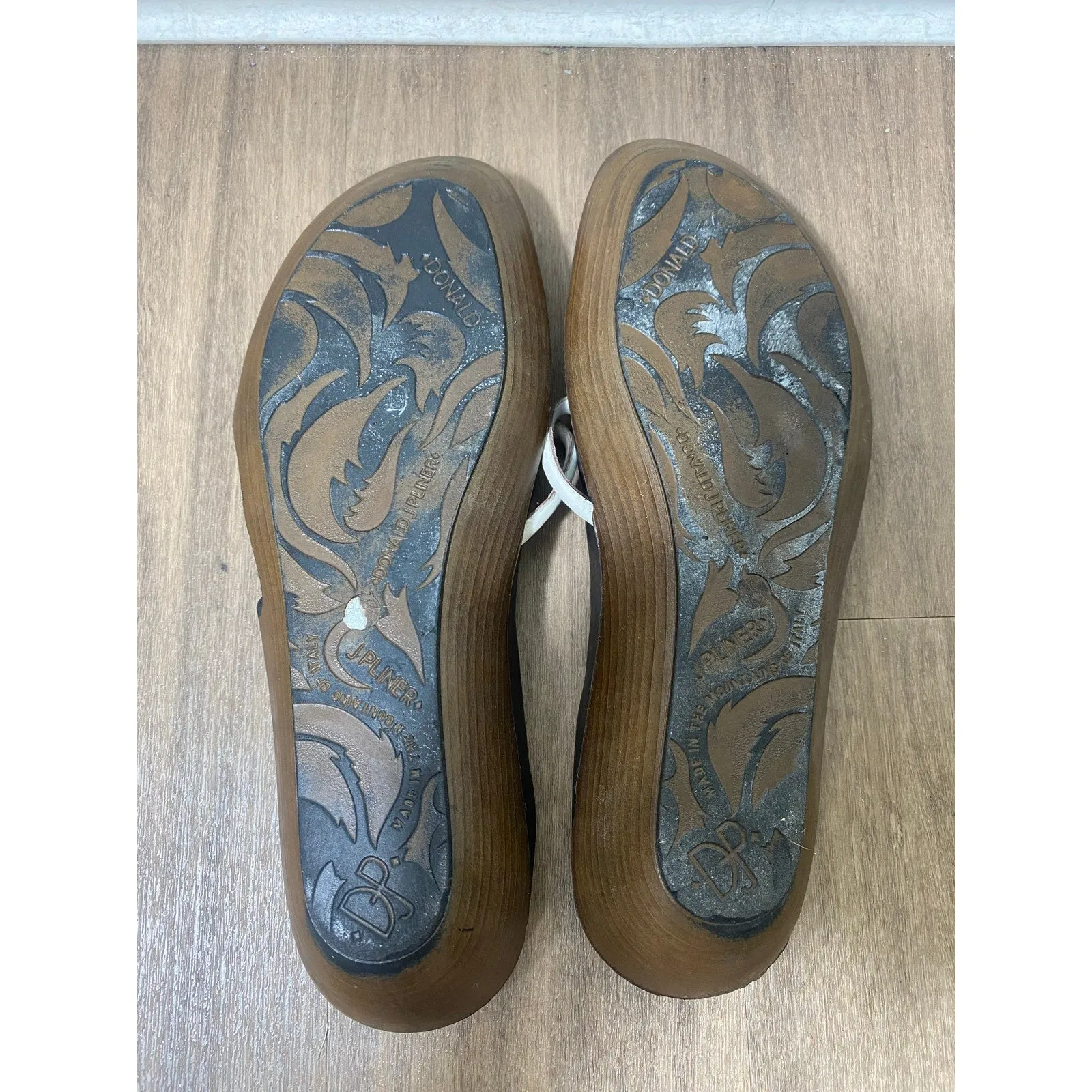 Donald J Pliner Brown White Leather Sandal Sz 8.5