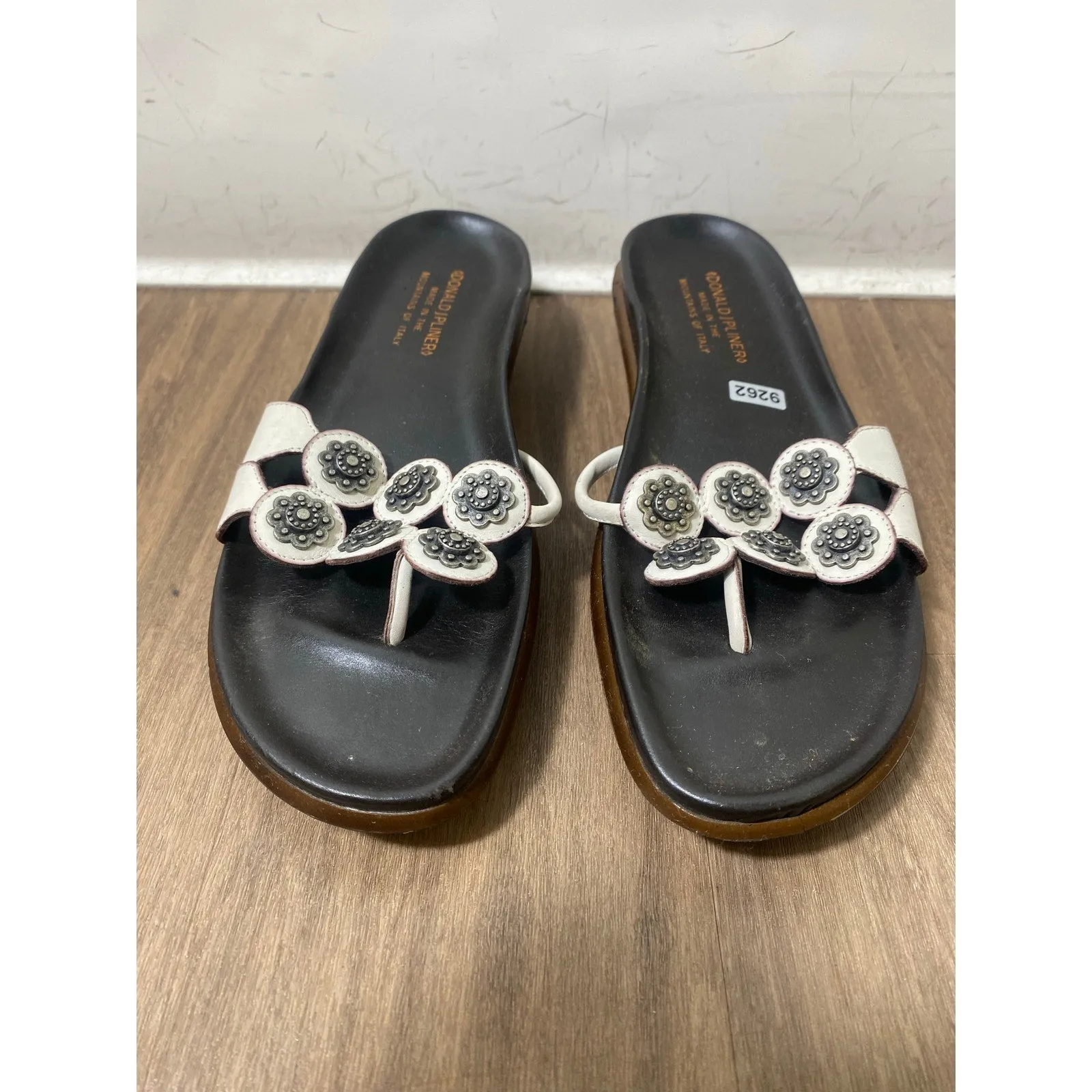 Donald J Pliner Brown White Leather Sandal Sz 8.5