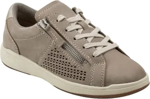 Earth® Women's Netta Casual Sneaker, Silver 040, 7 W