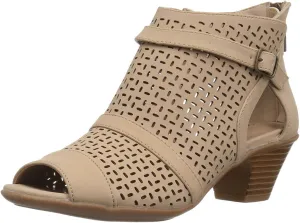 Easy Street Women's Carrigan Ankle Boot, Sand, 9.5