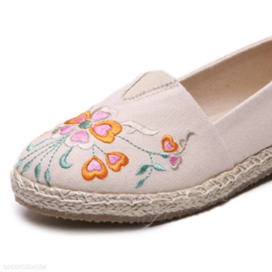 Embroidery  Flat  Round Toe  Casual Comfort Flats