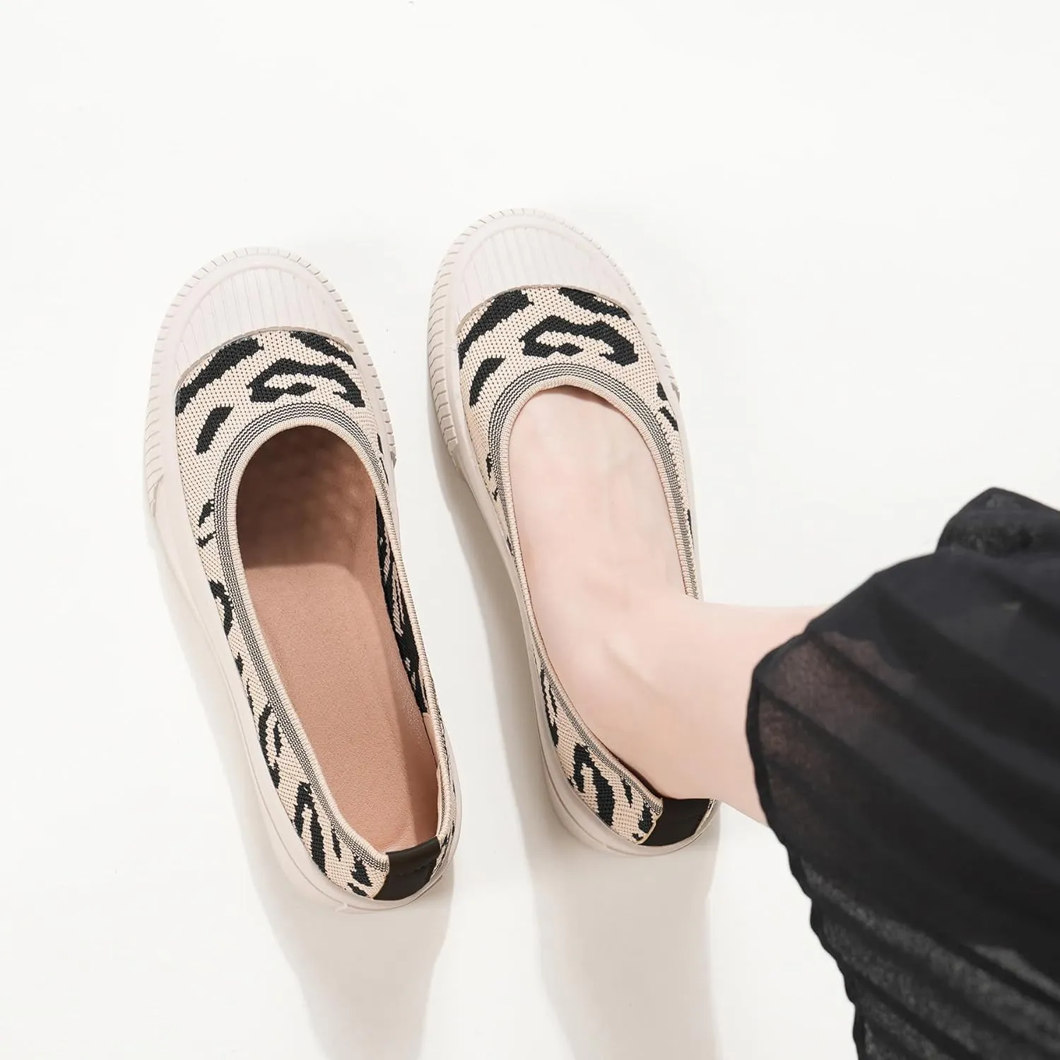 Flats for Women Round Toe Slip On Casual Shoes Breathable Knitted Loafers Comfortable Dressy Ballet Flats