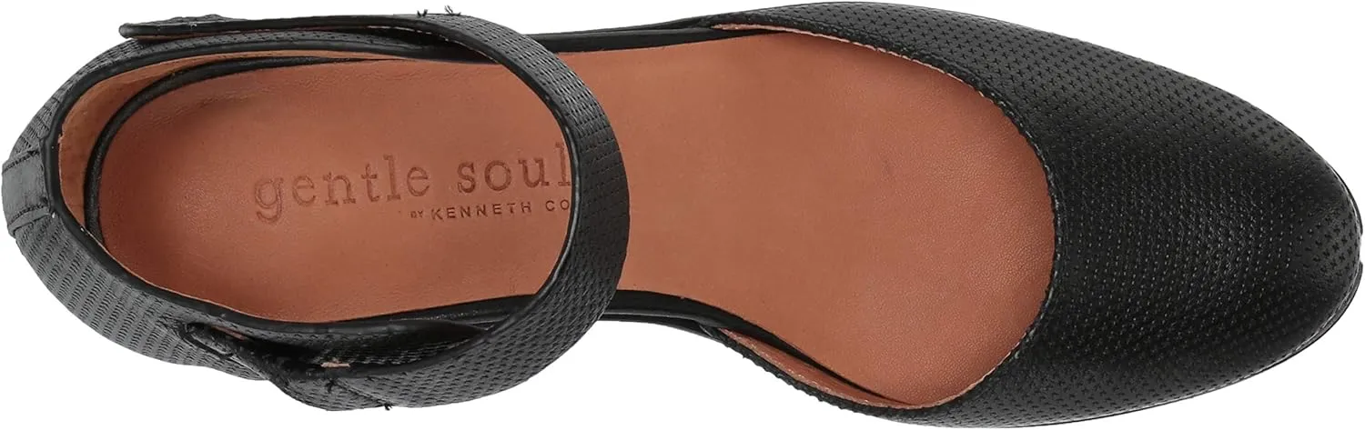Gentle Souls by Kenneth Cole Women's Blaise Pump 2