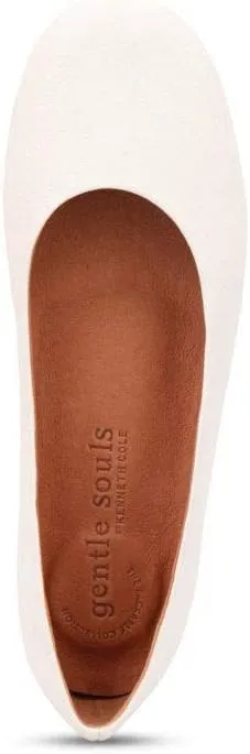Gentle Souls by Kenneth Cole Women's Travel Ballet Flat