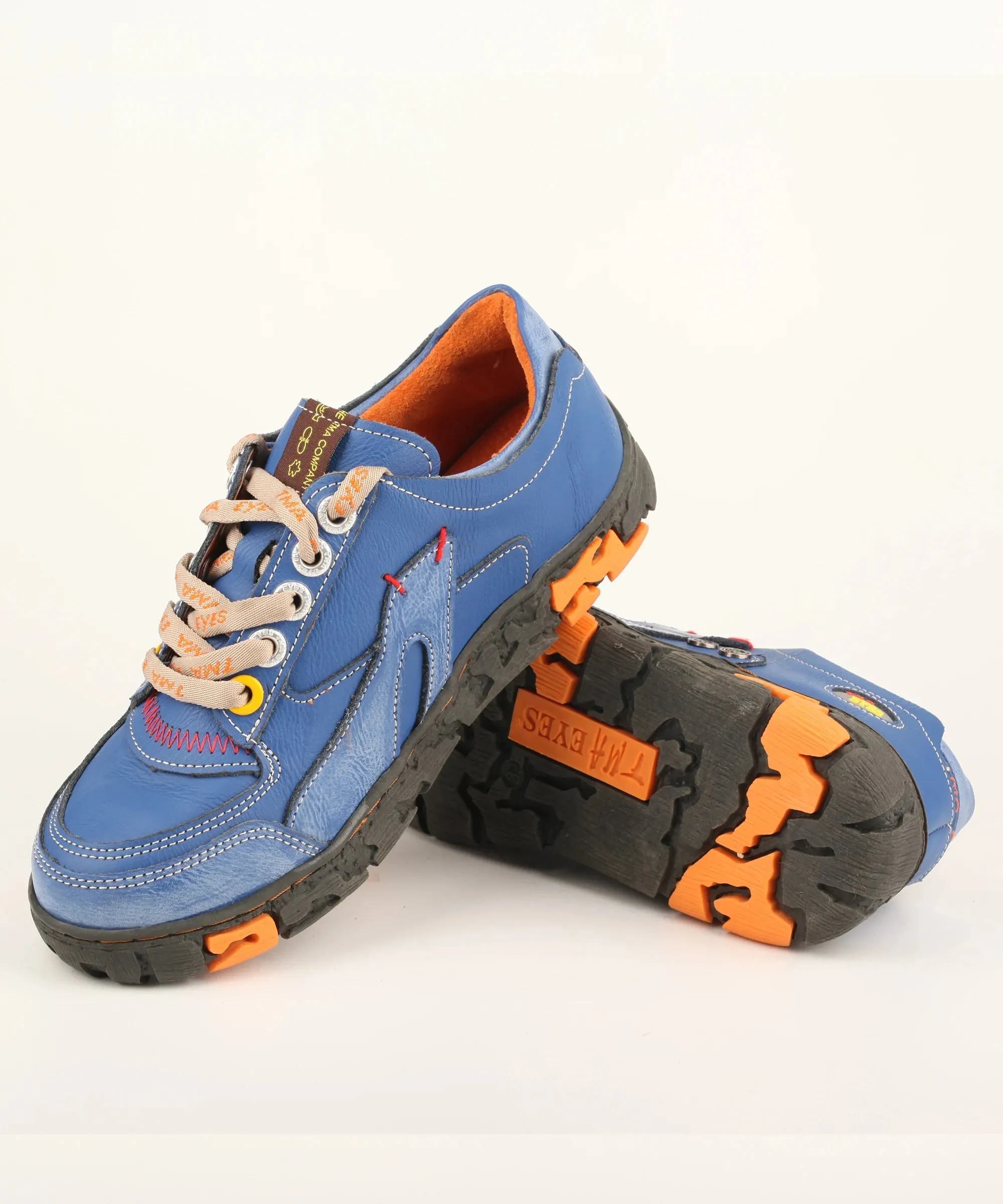 Genuine Leather Womens Flat Sneaker for Outdoor