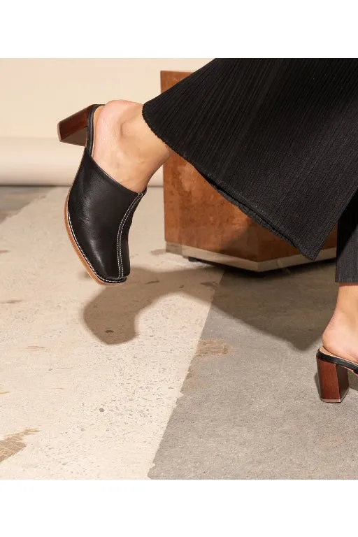 JAMES SMITH - MILANESE MULE - BLACK
