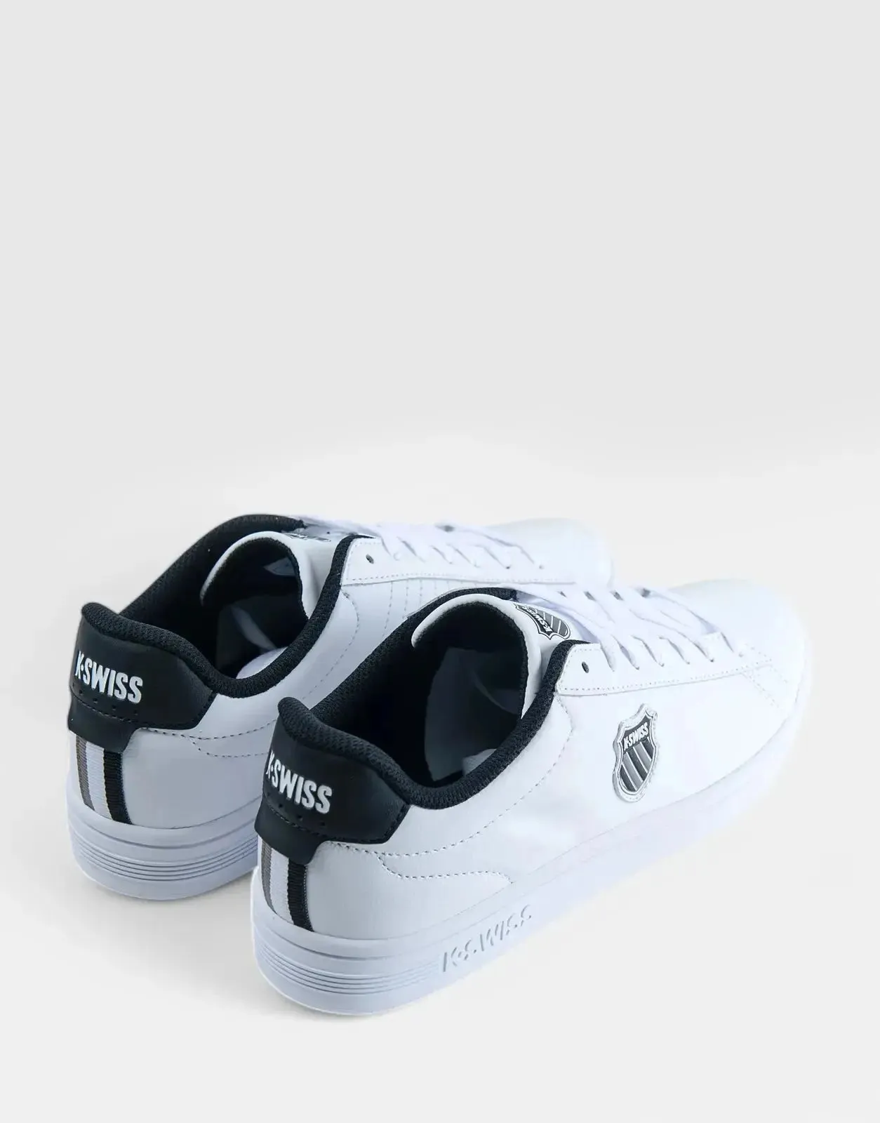 K-Swiss Court Shield II WBD Sneaker