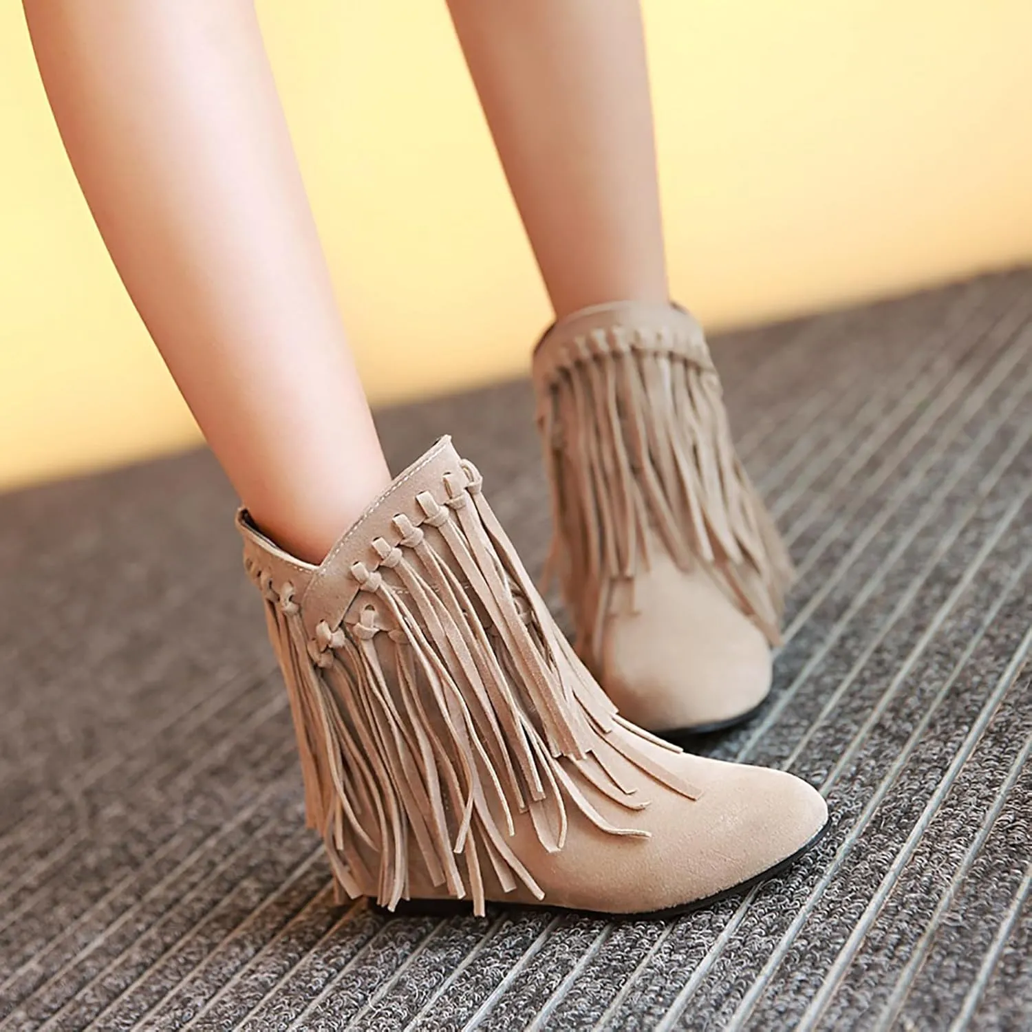 KiutSymo Womens Ankle Fringe Boots Round Toe Wide Calf Flat Tassel Boots Casual Hidden Wedge Heels Ankle Boots for Winter
