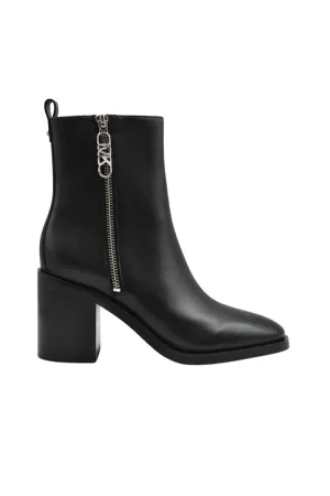 Laced Ankle Boots With Zipper Detail And Stiletto Heel