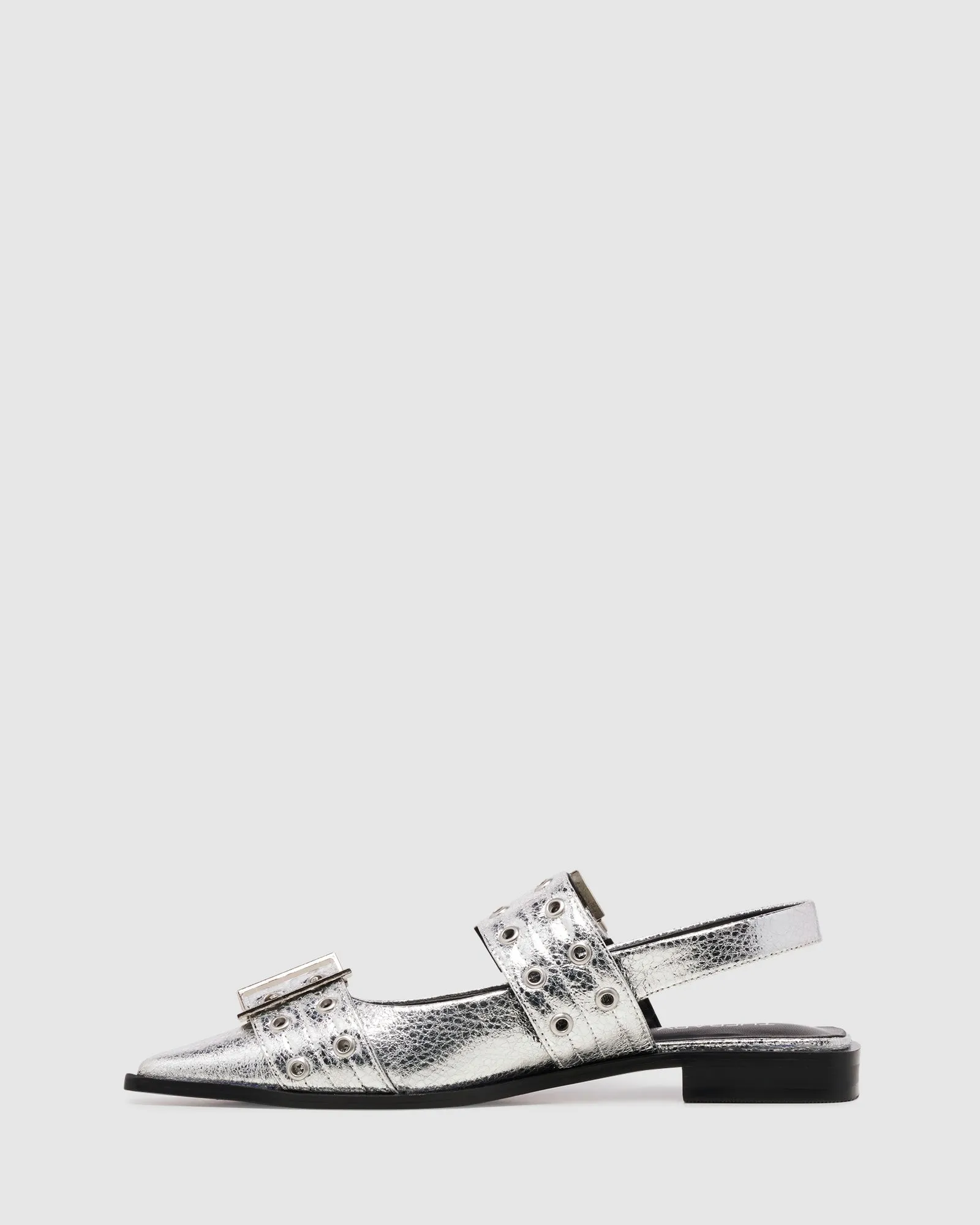 Matilda Pointed Flat
