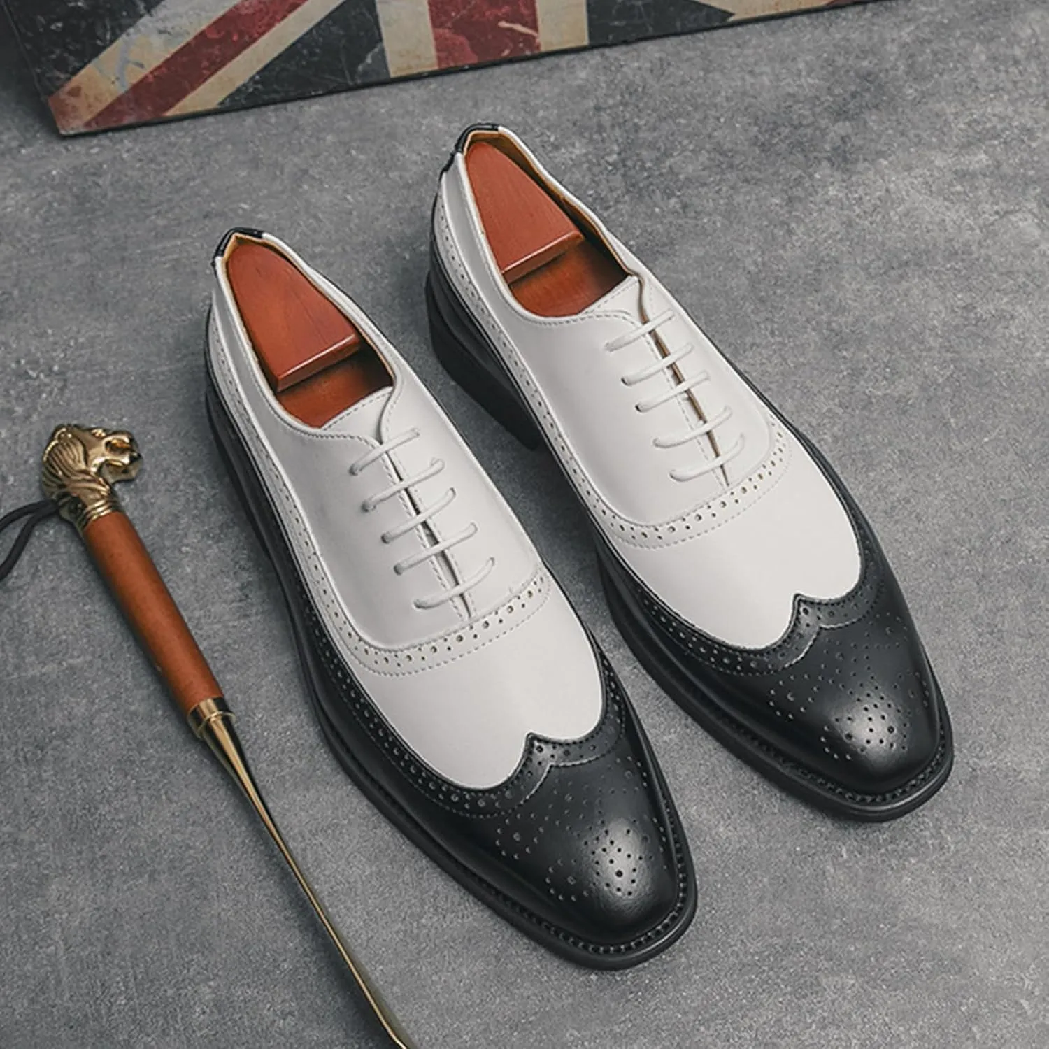 Men's Leather Brogue Wingtip Lace-Up Oxford Shoes Open-Vamp Low-Top Business Dress Shoes Comfortable Outdoor Fashion Sport Shoes