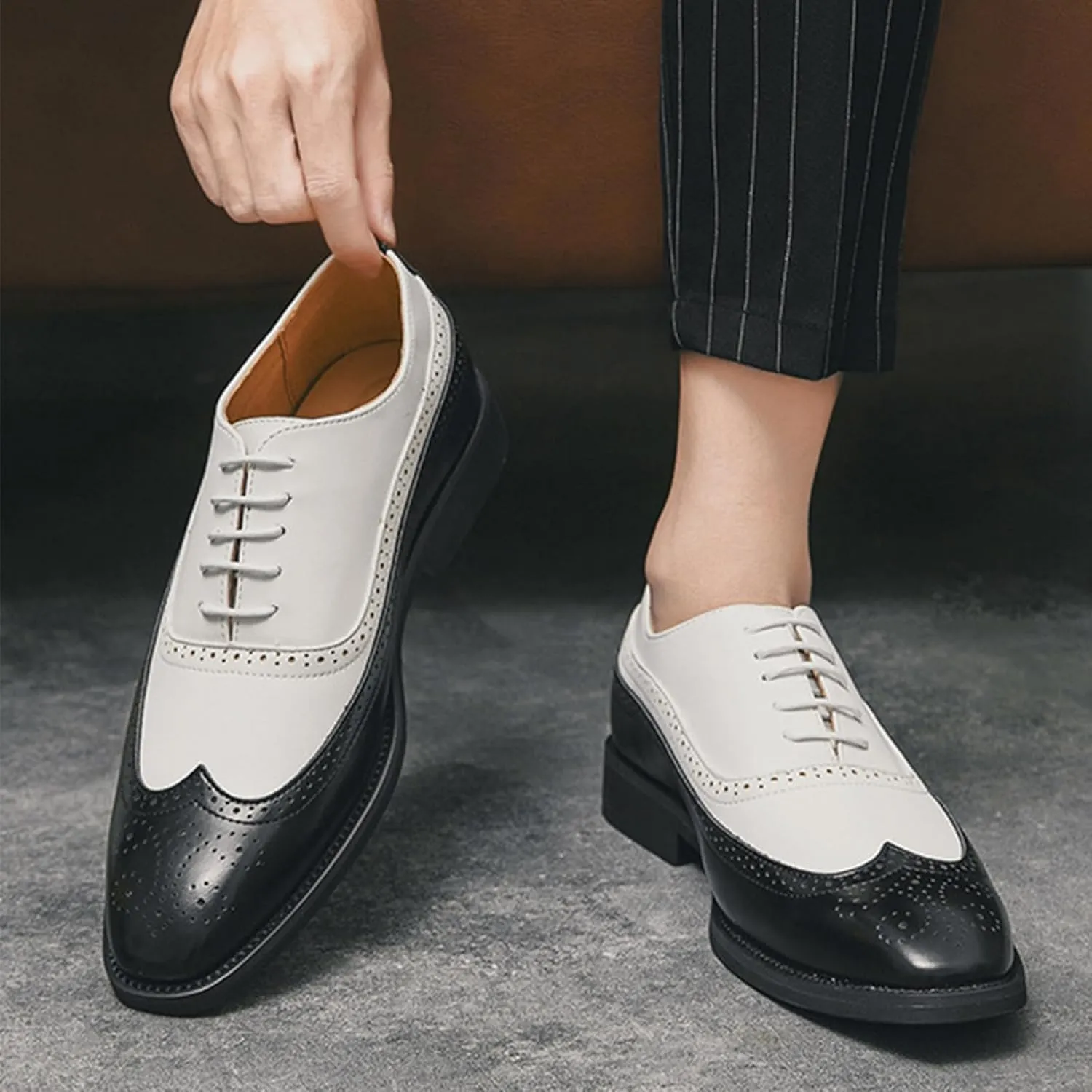 Men's Leather Brogue Wingtip Lace-Up Oxford Shoes Open-Vamp Low-Top Business Dress Shoes Comfortable Outdoor Fashion Sport Shoes