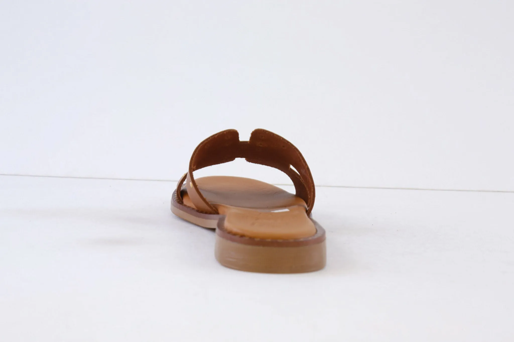 OH MY SANDALS - 5576 FLAT MULE WITH STUD DETAIL - TAN