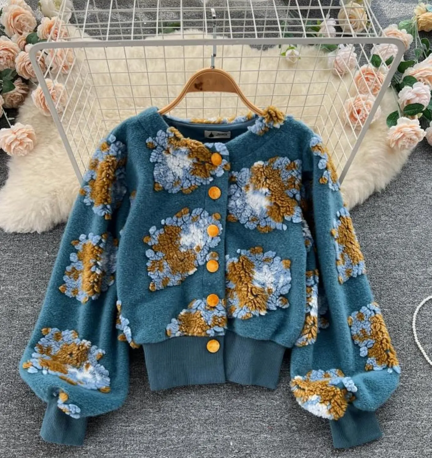 OPCAKM Women's Cropped Floral Print Shacket Jackets Round Neck Long Sleeve Bomber Coat Outerwears