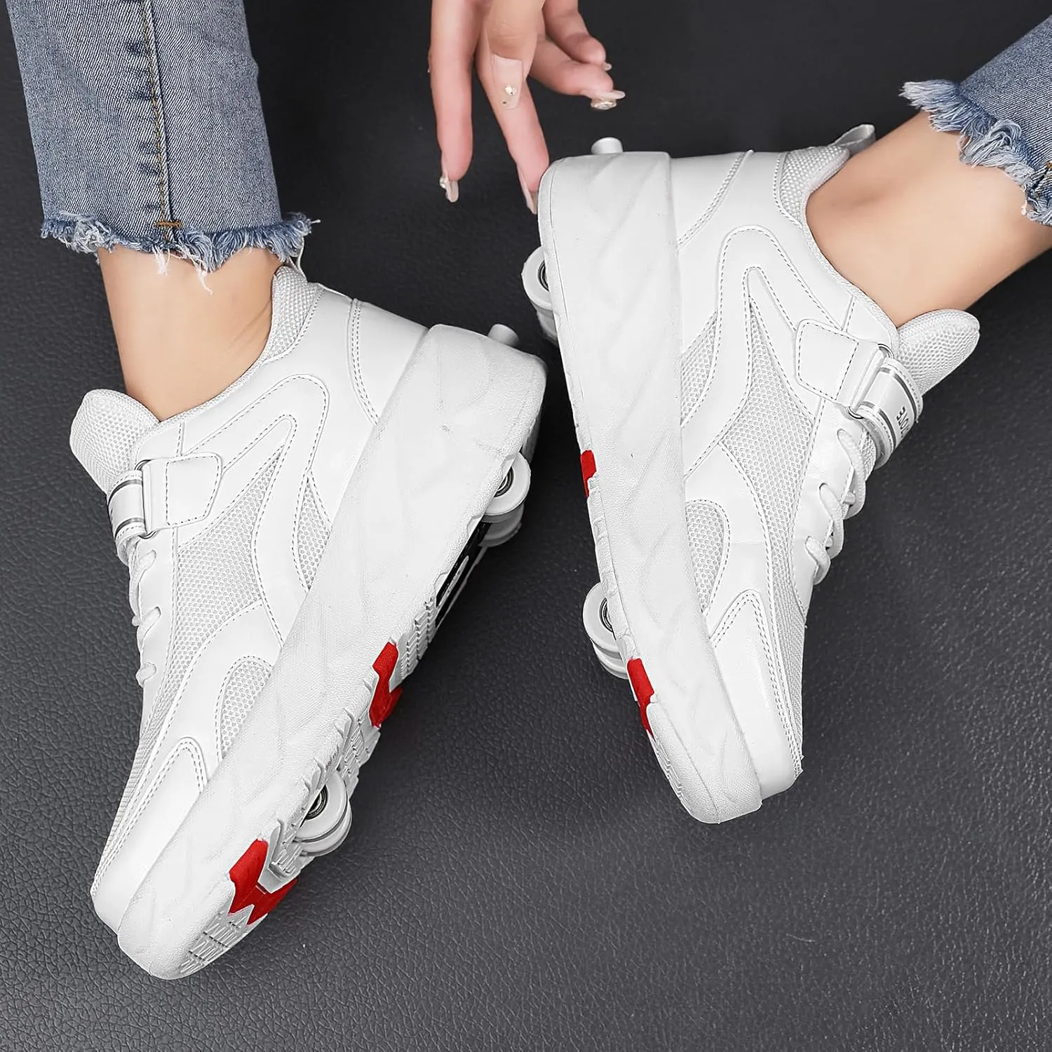 Outdoor Roller Skate Shoes for Kids, Parkour Roller Shoes with 4-Wheel & 2-Wheel Modes, Transformable Sneaker Skates for Boys, Versatile Roller Skating Footwear