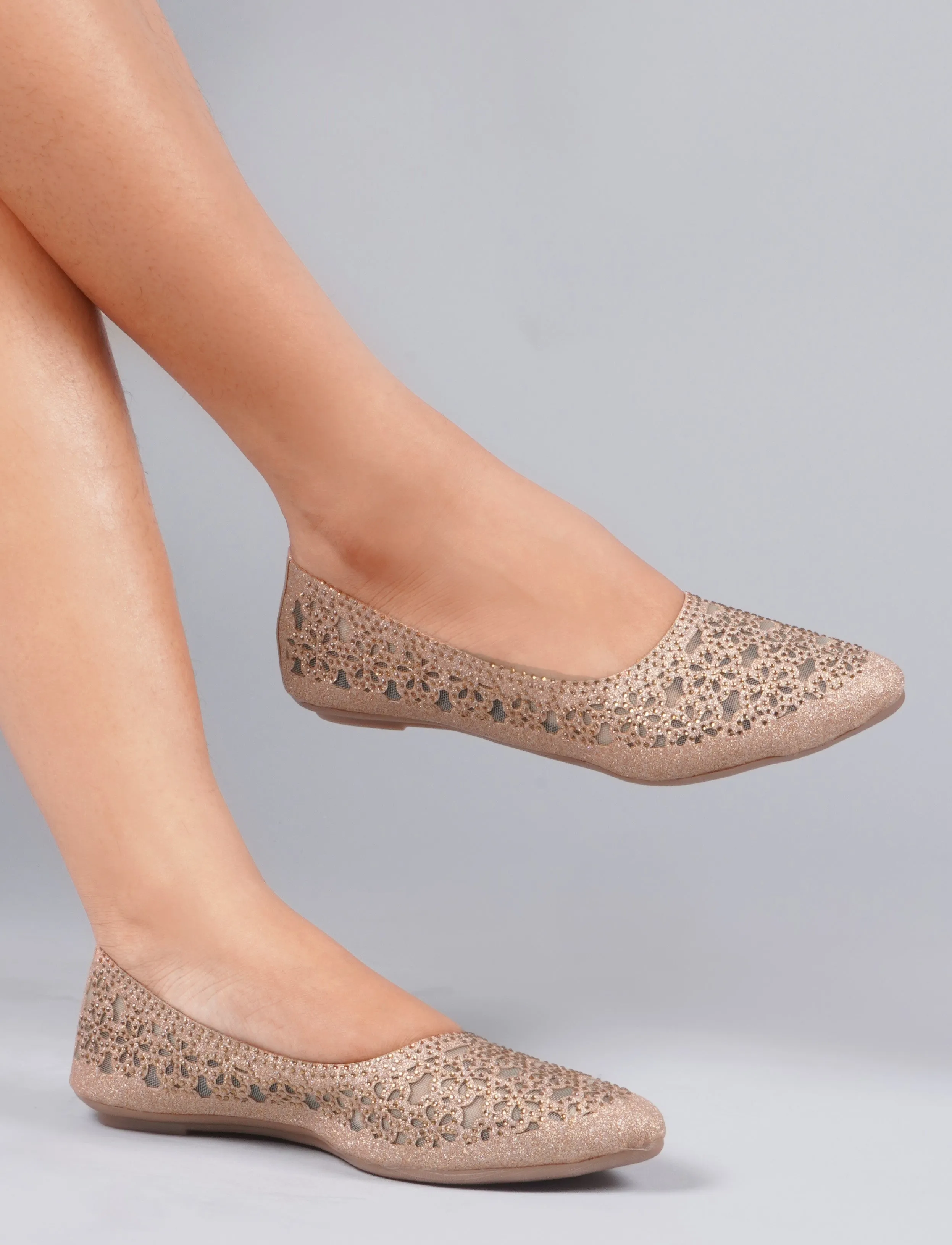 Pointed-Toe Ballerinas Flat Jutti