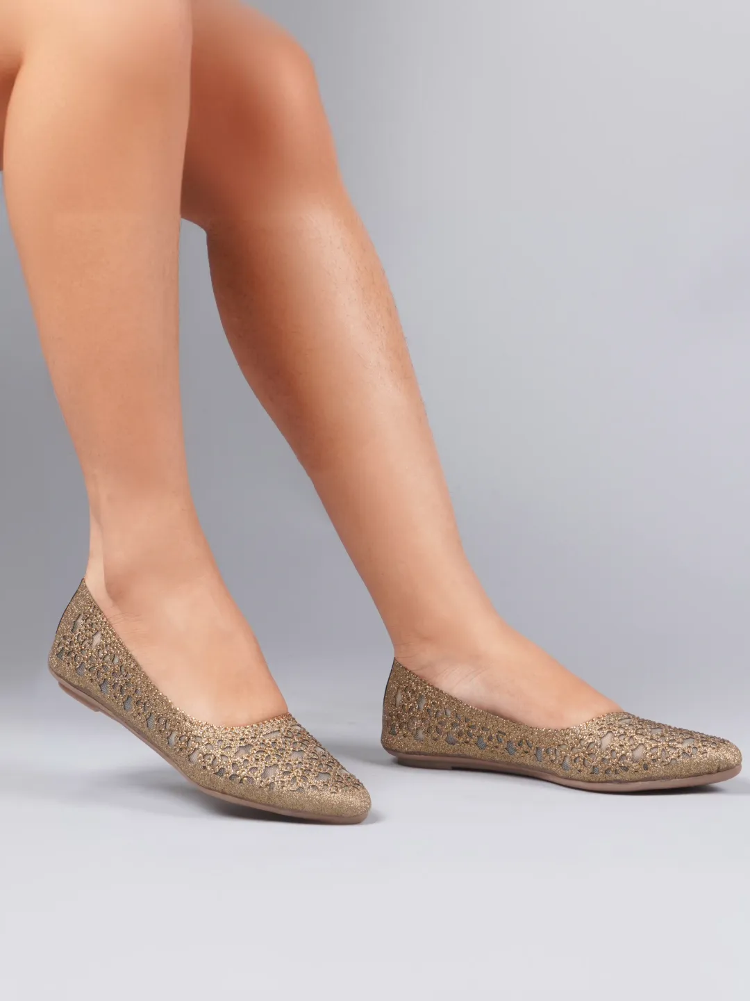 Pointed-Toe Ballerinas Flat Jutti