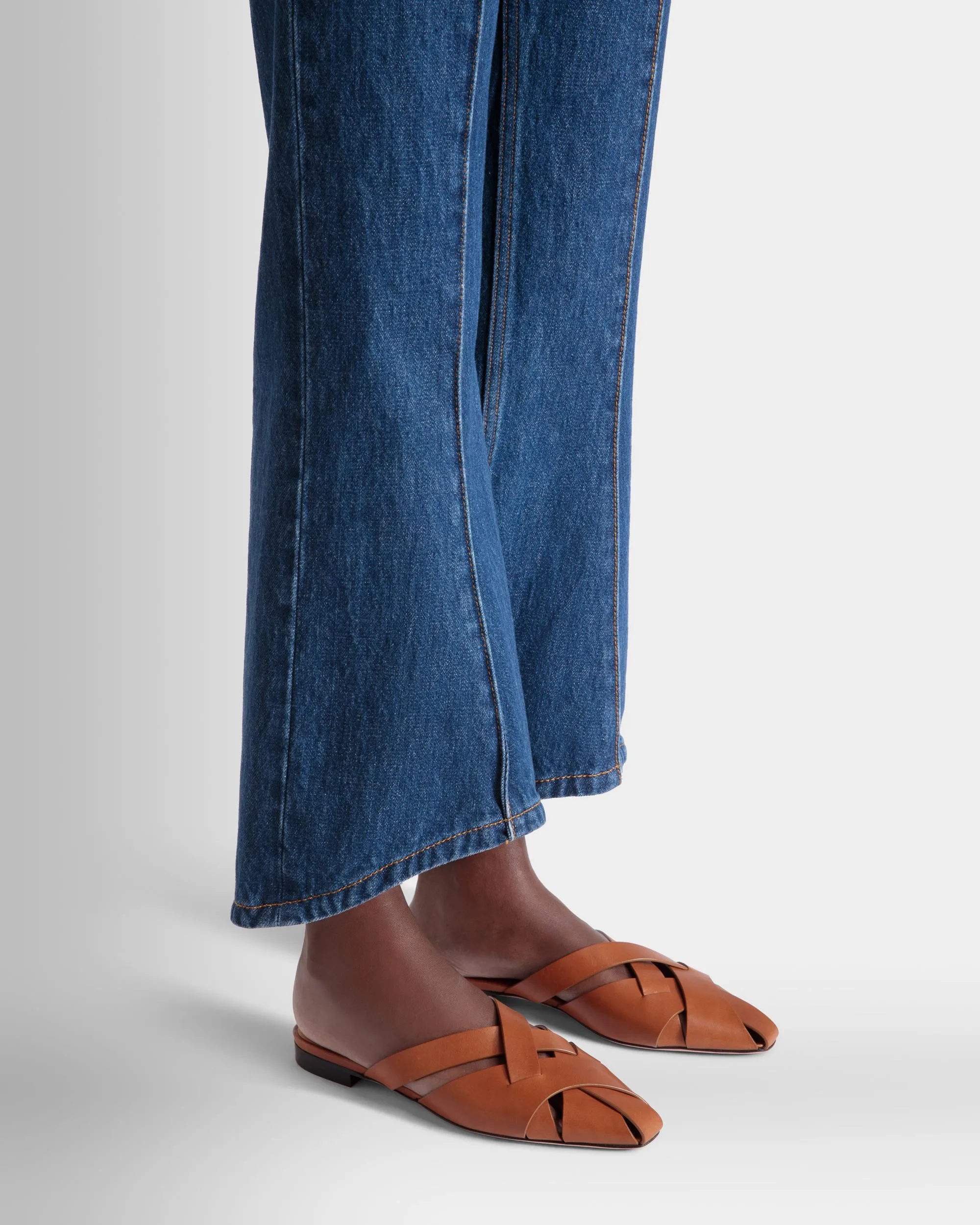 Sylt Sandal in Brown Brushed Leather