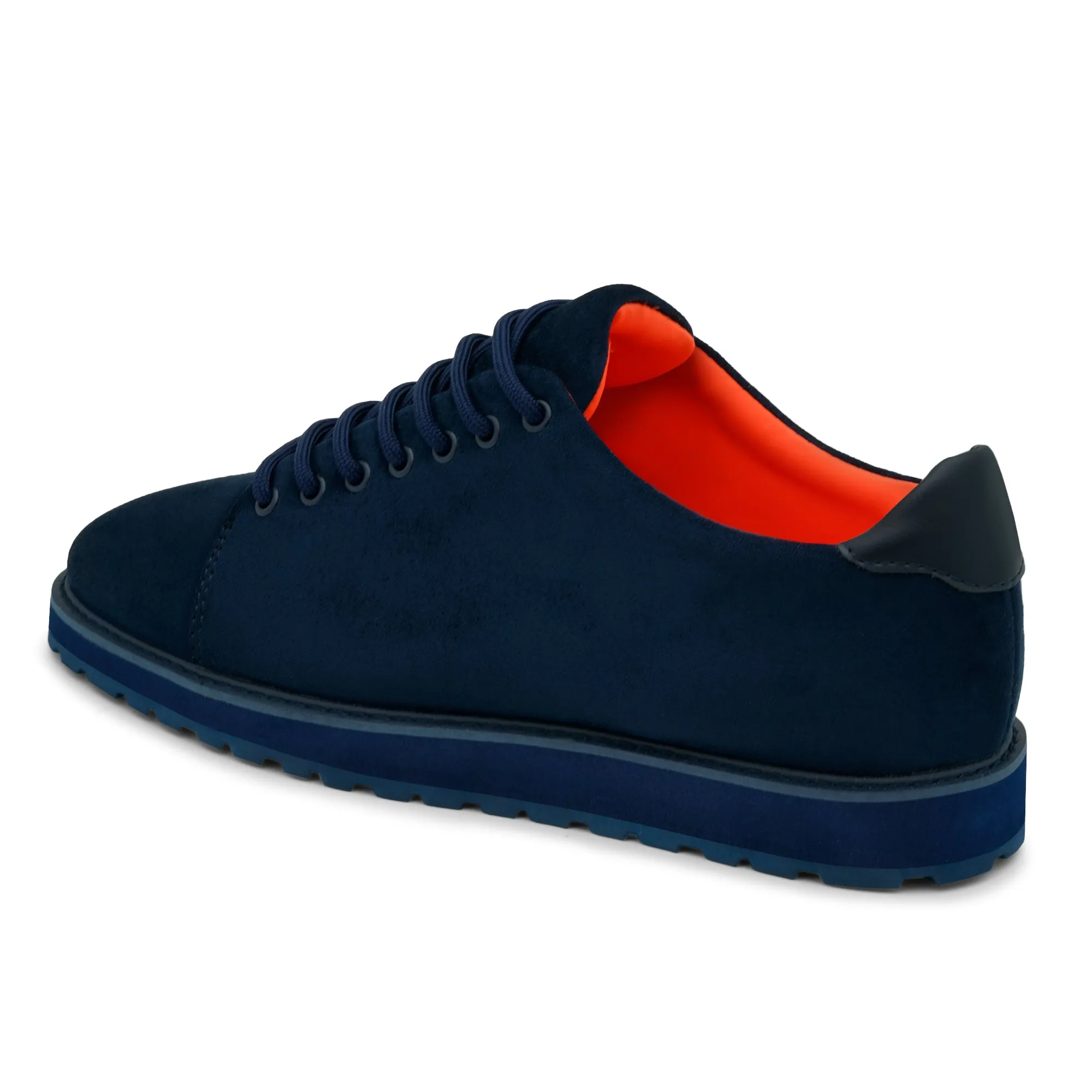 The Muscoby S TAYNO Suede Low Lace Up Sneaker