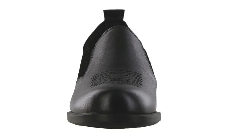 Women's Saddle Oxford Dress Shoe in Black