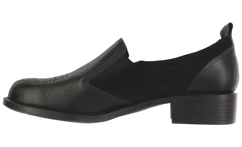 Women's Saddle Oxford Dress Shoe in Black