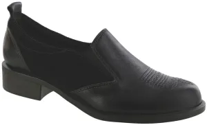 Women's Saddle Oxford Dress Shoe in Black