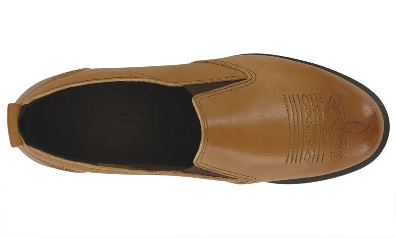Women's Saddle Oxford Dress Shoe in Hazel