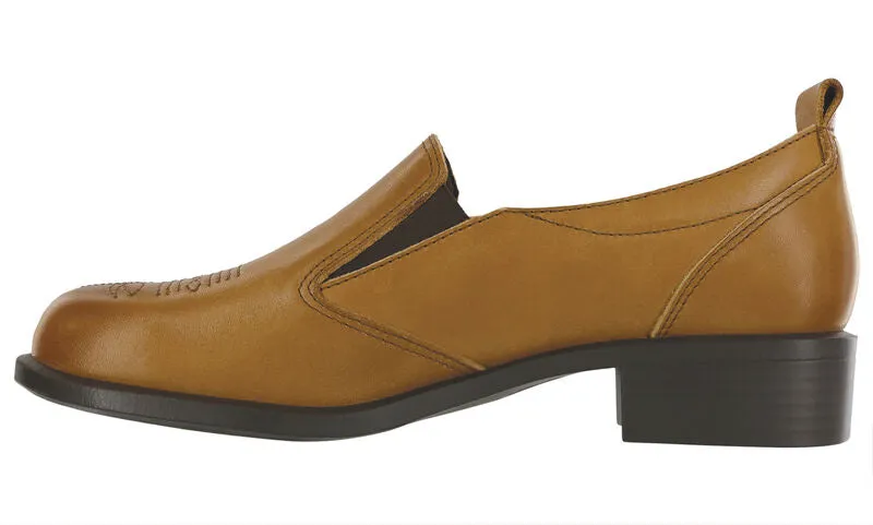 Women's Saddle Oxford Dress Shoe in Hazel
